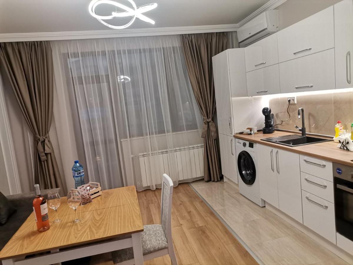 Family Boutique Residence-Free Parking فيليكو ترنوفو المظهر الخارجي الصورة