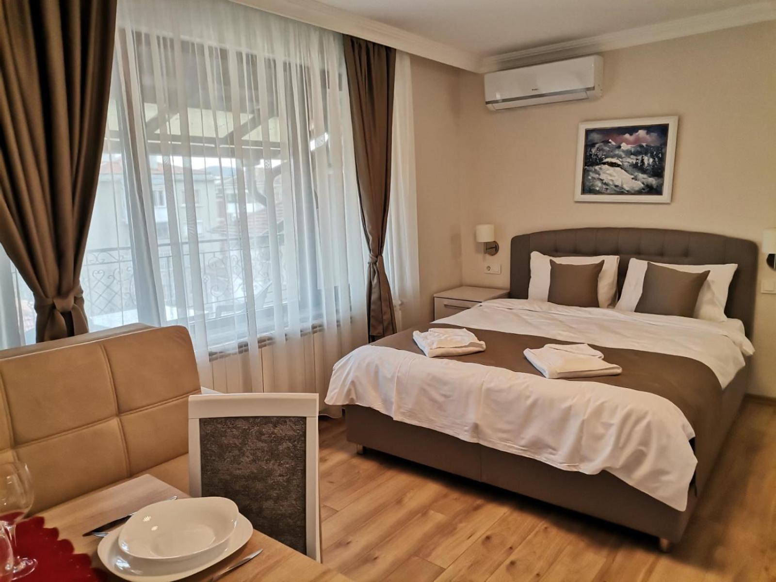 Family Boutique Residence-Free Parking فيليكو ترنوفو المظهر الخارجي الصورة