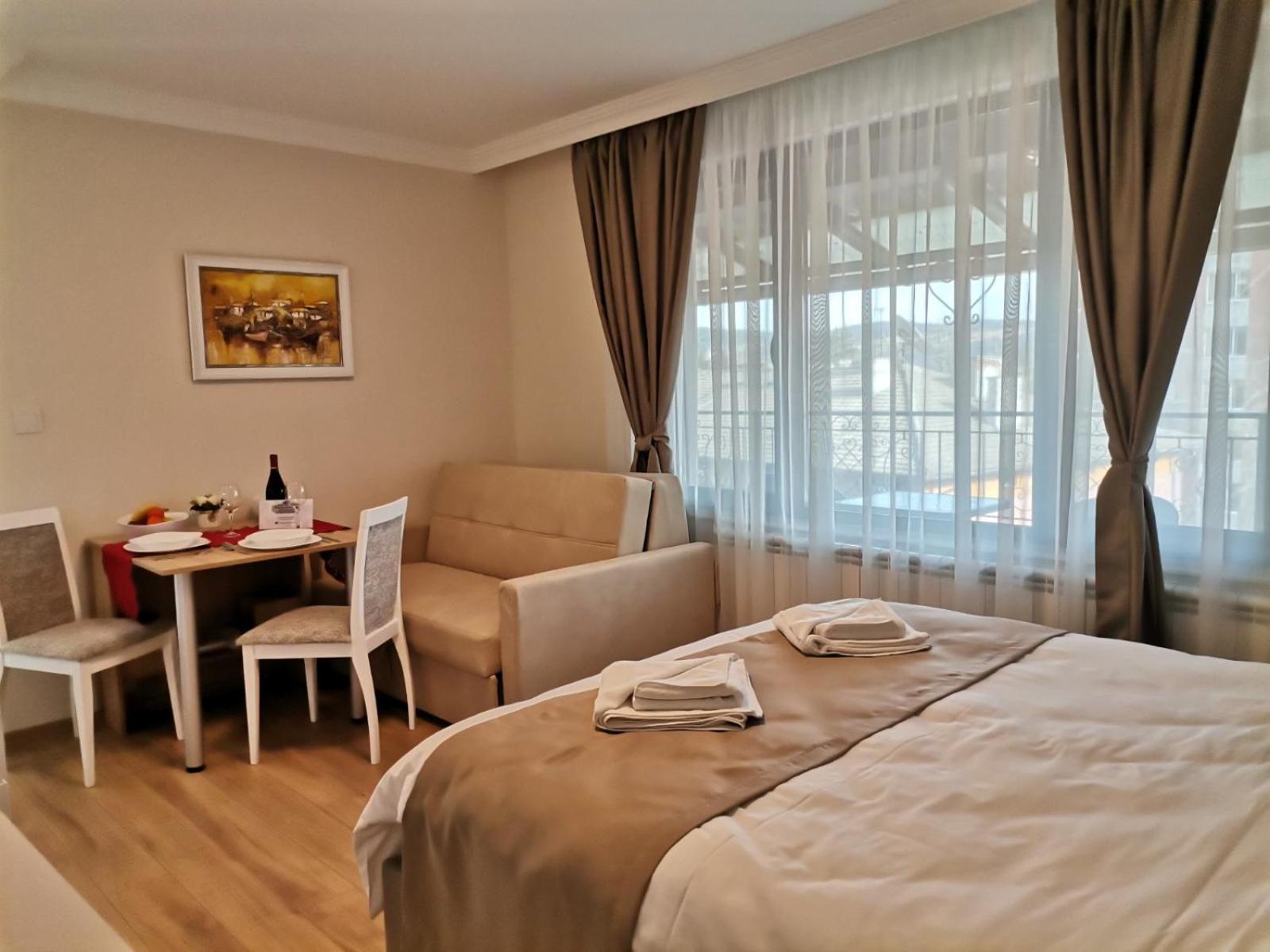 Family Boutique Residence-Free Parking فيليكو ترنوفو المظهر الخارجي الصورة